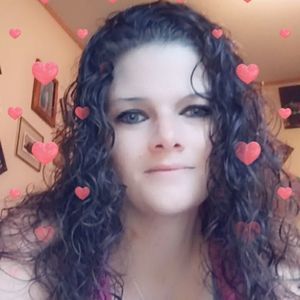 Meet your Posher, Lorna cole